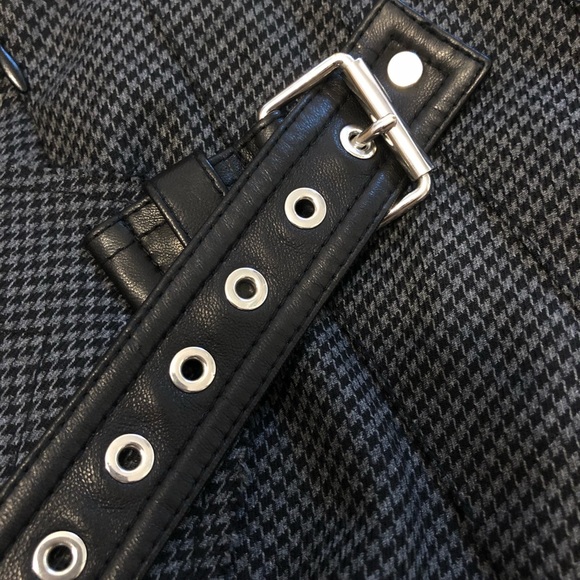 Skirt NEVER WORN - Picture 4 of 6